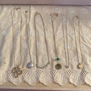 Lot of necklaces